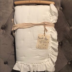 Small Cottage White quilted baby blanket